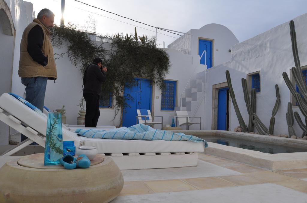 Dar Bibine Bed & Breakfast Erriadh Exterior photo